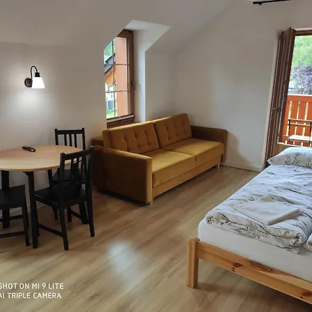 Szklarska Apartment *